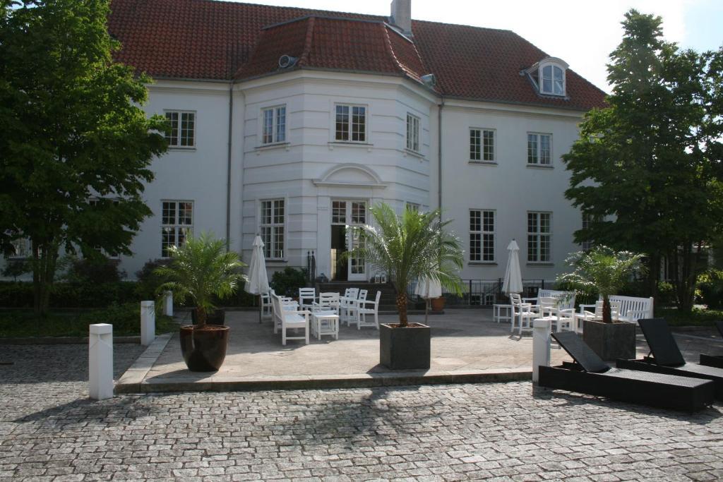 Rungstedgaard Hotel Exterior photo