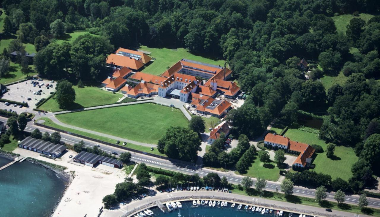 Rungstedgaard Hotel Exterior photo